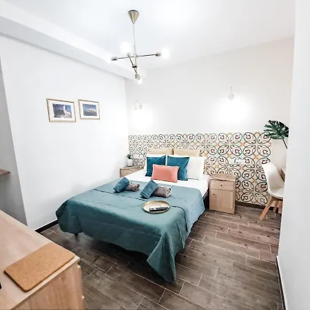 Апартаменты Private Apartment Minutes On Foot To Sliema Malta, 2 Ac'S & Large Tvs *