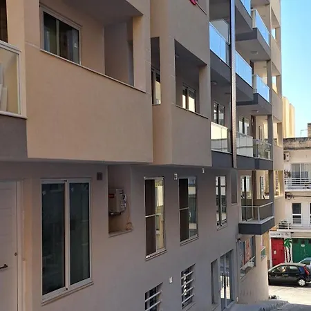 Apartament Private Minutes To Sliema Malta, 2 Ac's, Netflix *