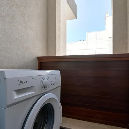 Private Minutes To Sliema Malta, 2 Ac's, Netflix Lejlighed Gzira